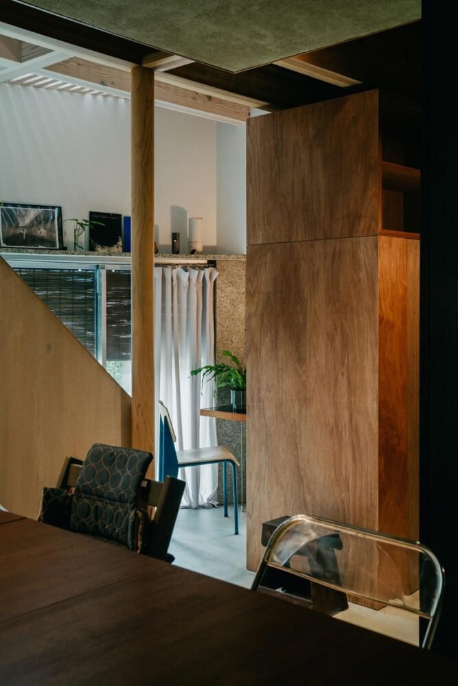 Beton ve Ahşap Konuşuyor: Osaka'da Kentsel Yaşamın Yeniden Tanımı