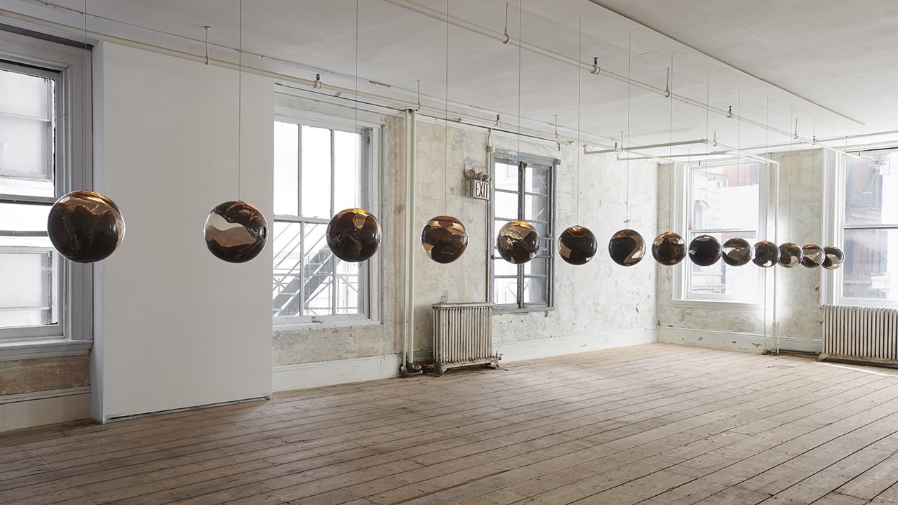 Bocci 93: Cam ve Eriyen Alüminyumun On Yıllık Tasarım Dansı