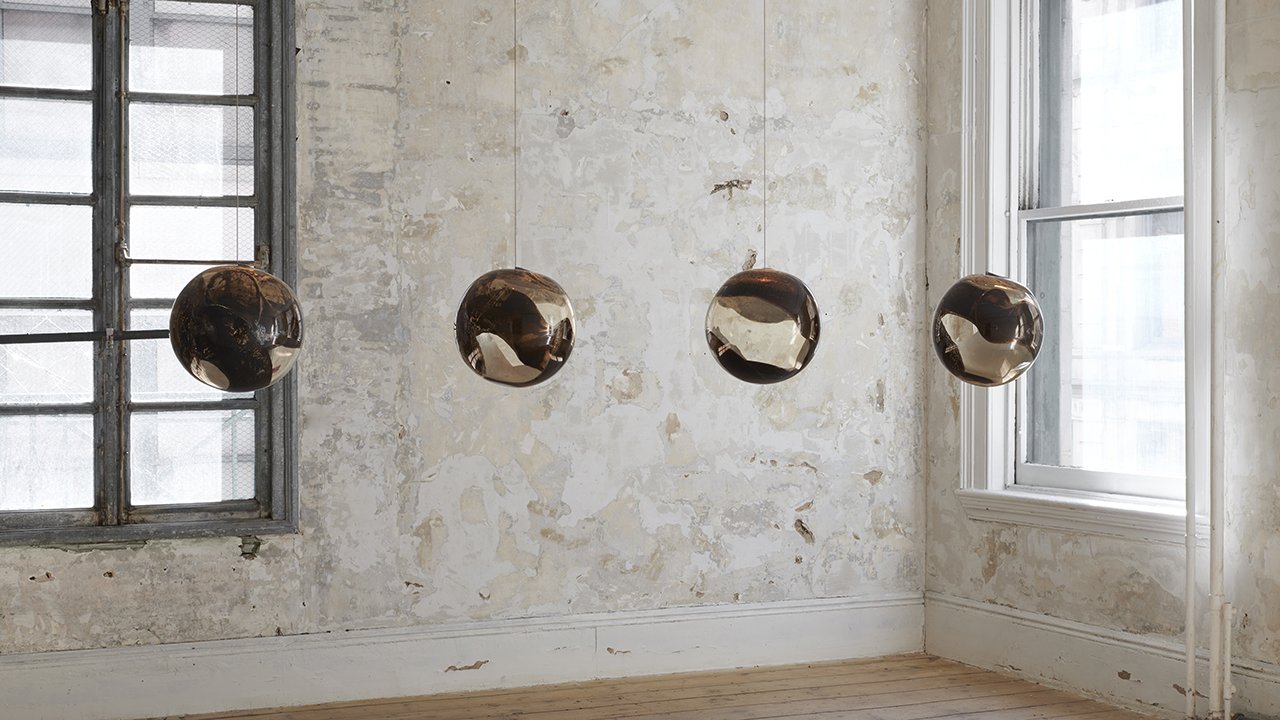 Bocci 93: Cam ve Eriyen Alüminyumun On Yıllık Tasarım Dansı