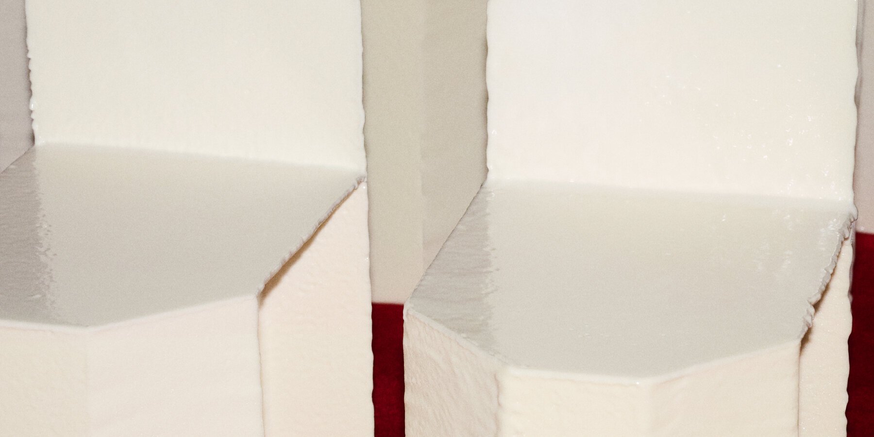 Bottega Veneta Sahnesinde Max Lamb: Atık Plastik Yüksek Sanata Dönüşüyor