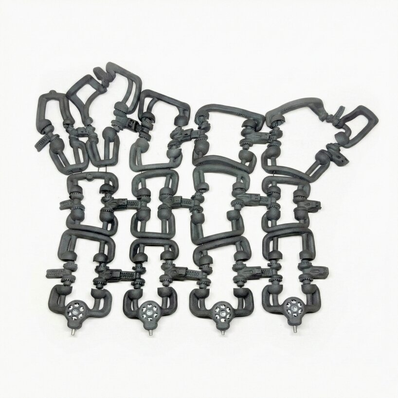 Bracesys: Katlanabilir Akıllı Atel Yaralı Kola Mükemmel Uyum Sağlıyor