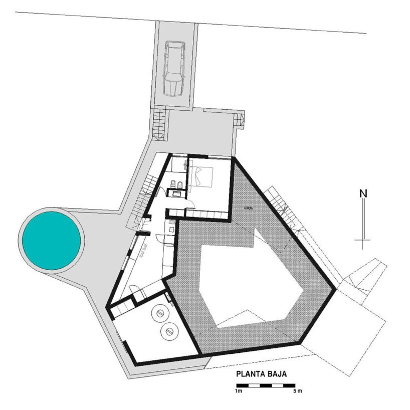 Casa Cosmos: Cristián Nanzer’den Üçgen Formla Yıldızlara Bakış