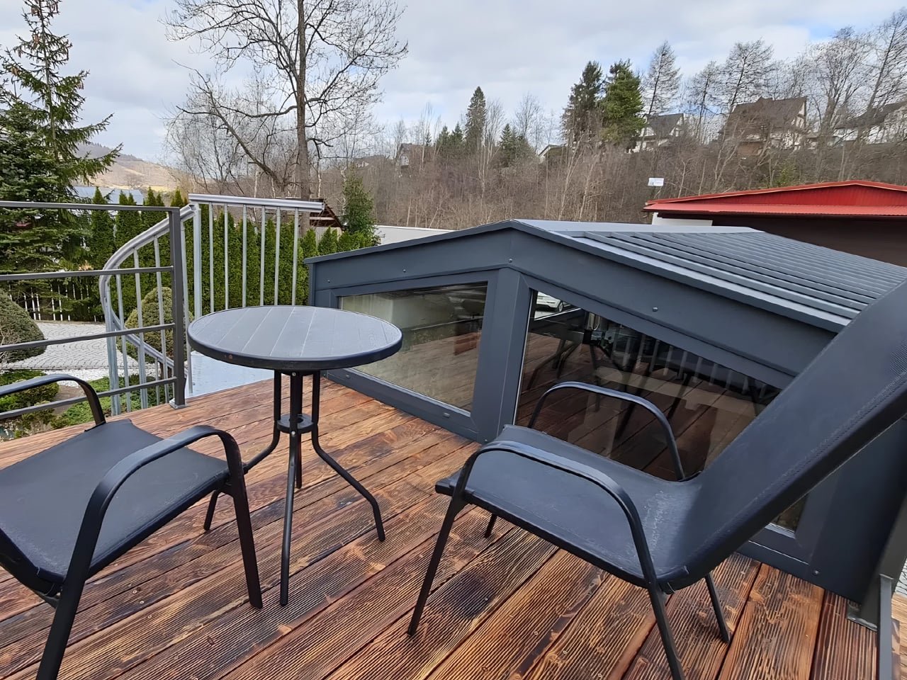 Craft House Erica: Dikey Yaşamı Yeniden Tanımlayan Minik Ev