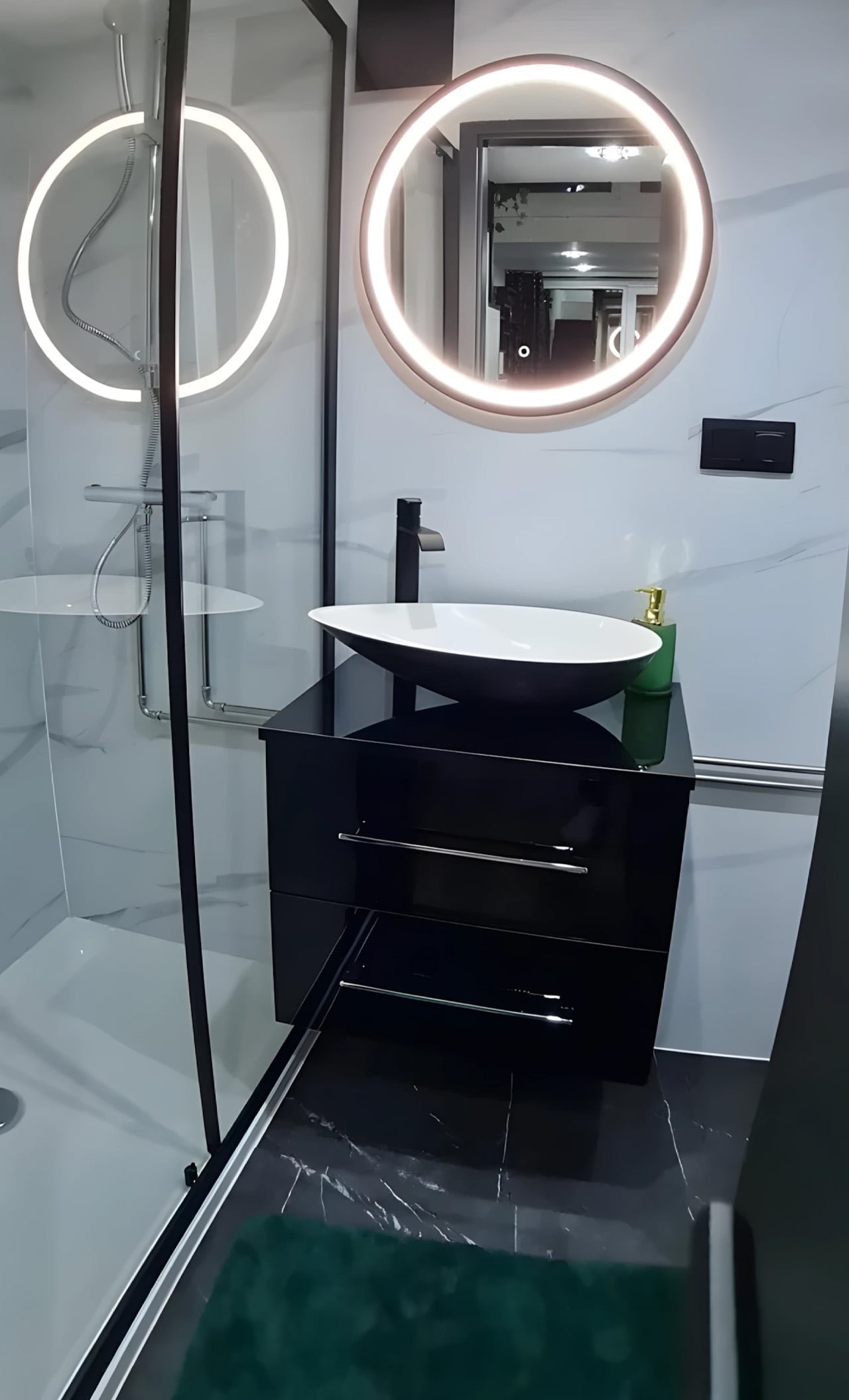 Craft House Erica: Dikey Yaşamı Yükselten Çatı Teraslı Minik Ev