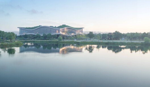 Dalgaların Dansı Mimaride: Scenic Architecture’dan Wave Cube Projesi