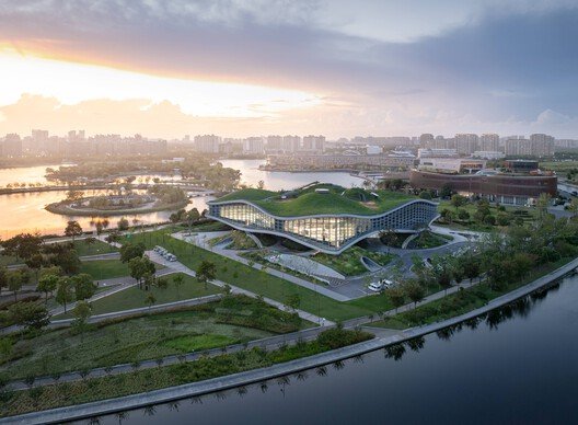 Dalgaların Dansı Mimaride: Scenic Architecture’dan Wave Cube Projesi