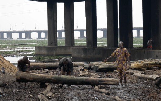 Lagos'u Dansla Şekillendiren Dele Adeyemo: Yeni Mekanlar Yaratmak