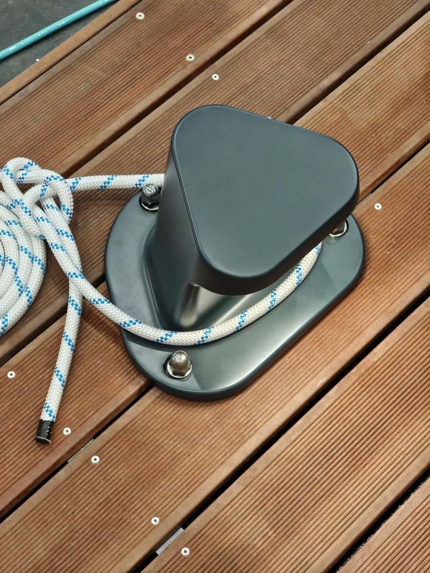 Denizcilikte Yeni Bir Dönem: Akıllı ve Işıklı İskele Babaları Tasarımı