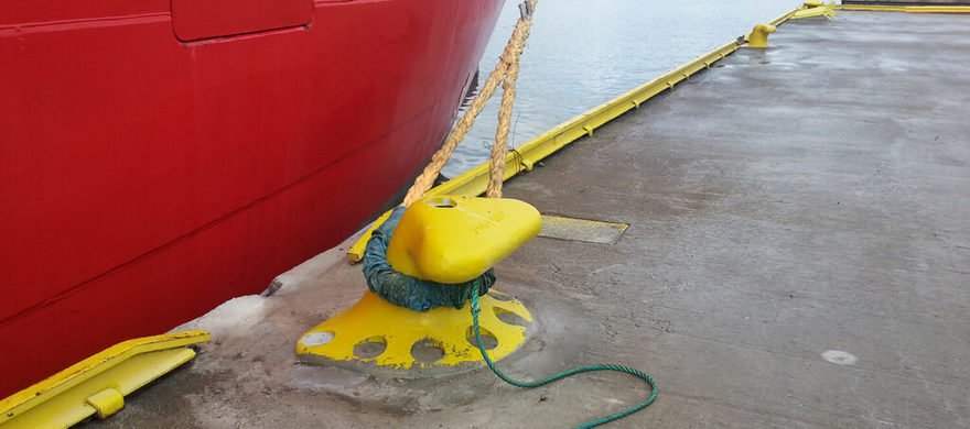 Denizcilikte Yeni Bir Dönem: Akıllı ve Işıklı İskele Babaları Tasarımı