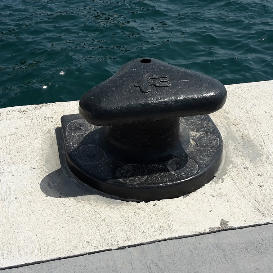 Denizcilikte Yeni Bir Dönem: Akıllı ve Işıklı İskele Babaları Tasarımı