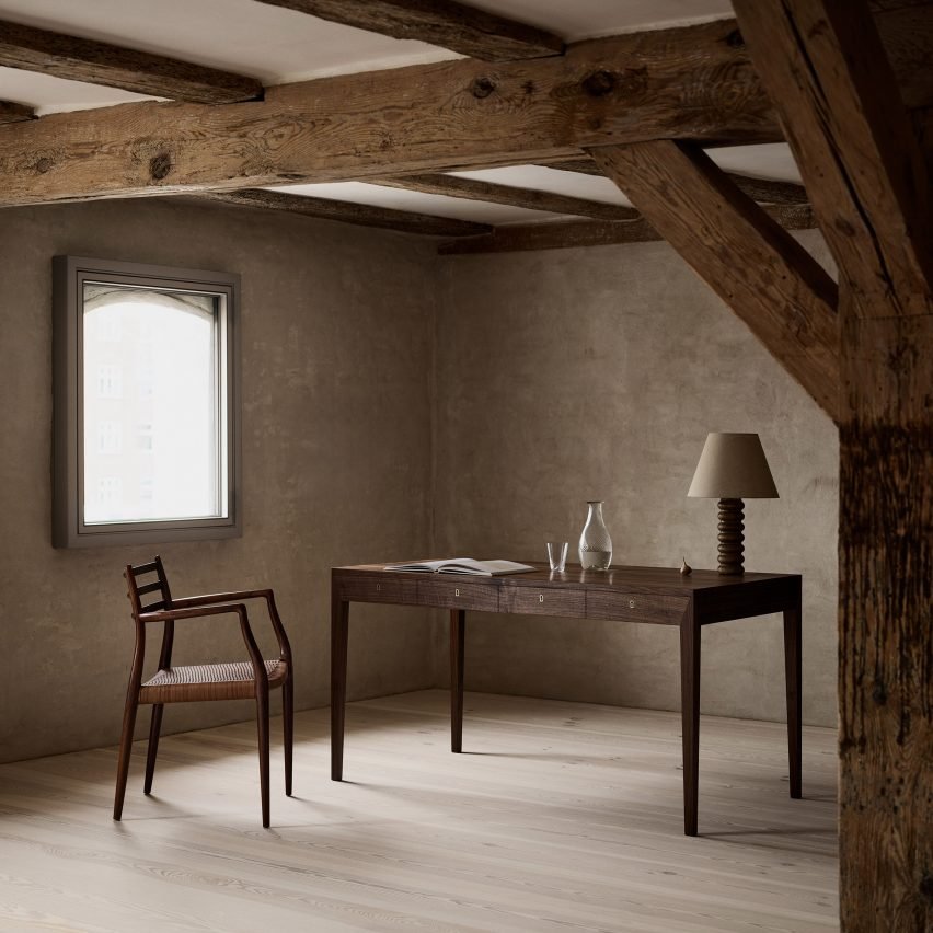 Dezeen Showroom: Tasarım İkonları Yeniden Doğuyor, Zamansızlık Sanatı