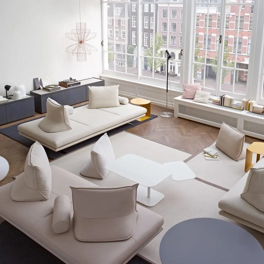 Dezeen Showroom: Tasarım İkonları Yeniden Doğuyor, Zamansızlık Sanatı