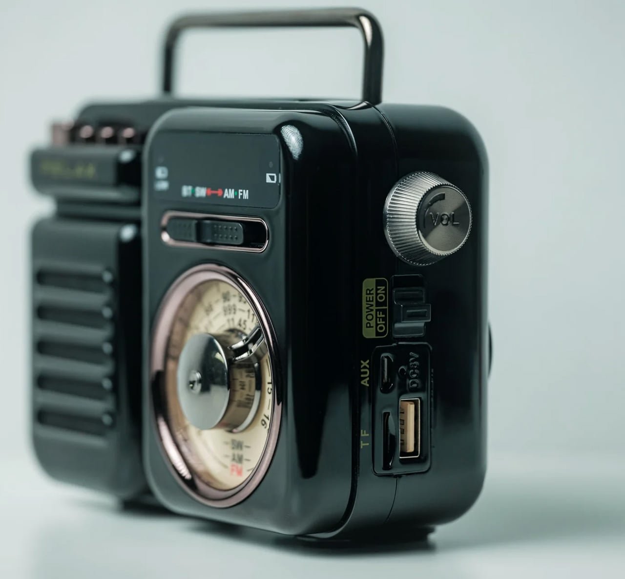 Doğa İçin Tasarlandı: 2026 İlkbaharının En İyi 5 Taşınabilir Bluetooth Hoparlörü