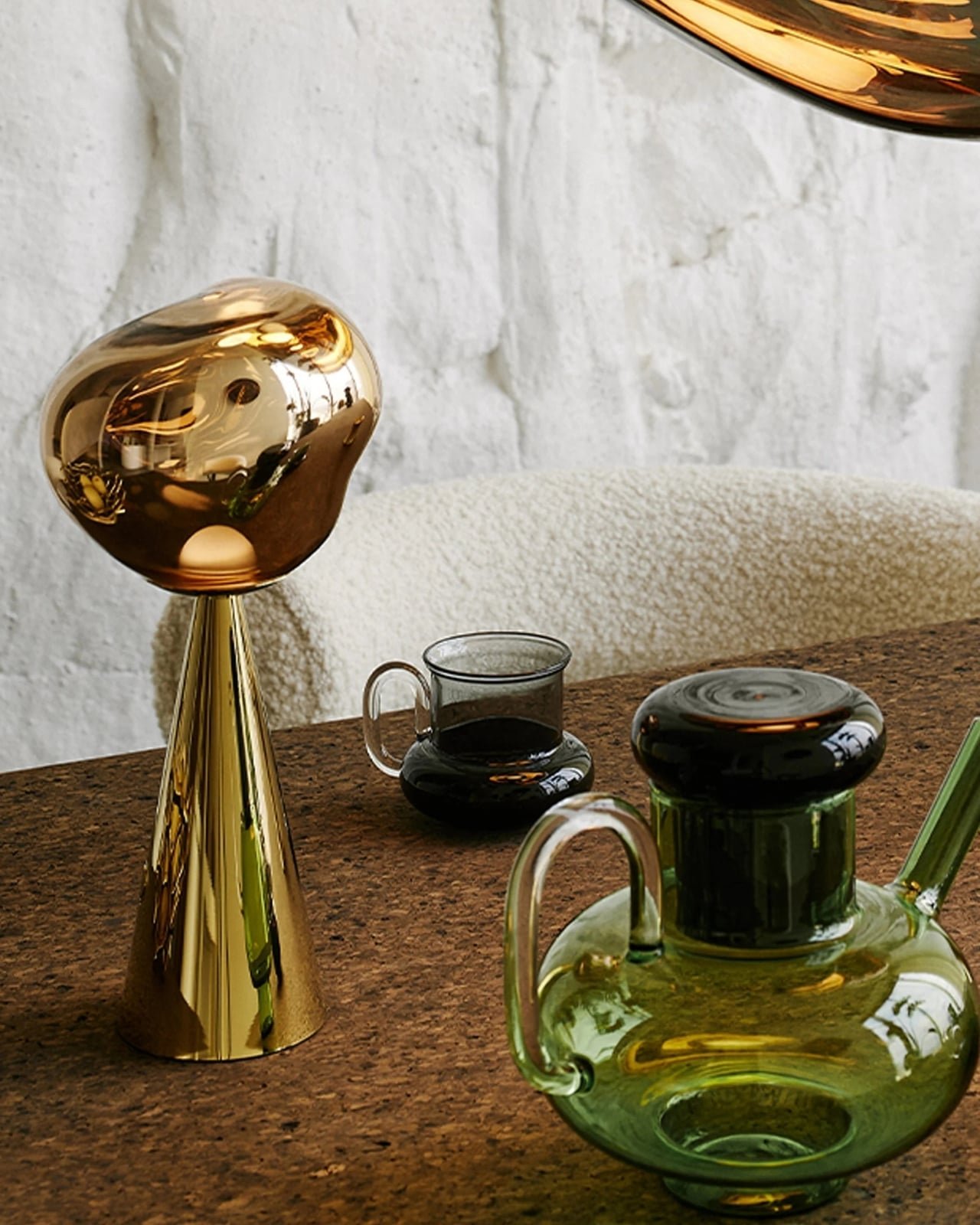 Erimiş Metal Estetiği: Tom Dixon'dan Taşınabilir Melt Lamba İle Aydınlan