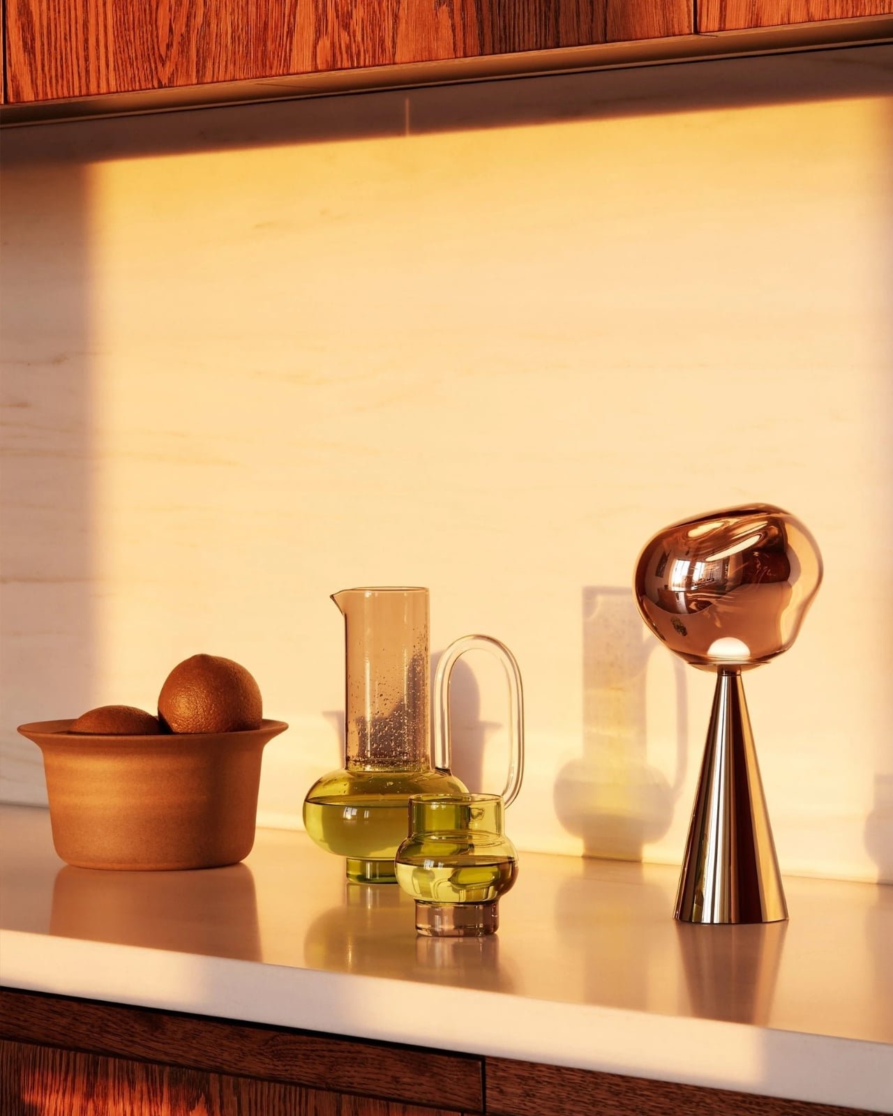 Erimiş Metal Estetiği: Tom Dixon'dan Taşınabilir Melt Lamba İle Aydınlan