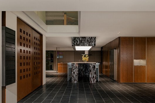 Esnekliğin Zarafeti: DualSpace Studio ELIT Ofis Tasarımı