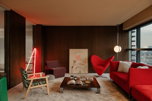 Esnekliğin Zarafeti: DualSpace Studio ELIT Ofis Tasarımı