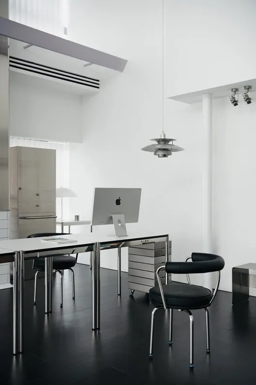 Esnekliğin Zarafeti: DualSpace Studio ELIT Ofis Tasarımı