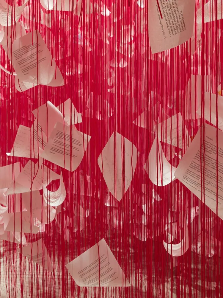 Hayward Gallery'de İki Dev Sergi: Chiharu Shiota ve Yin Xiuzhen