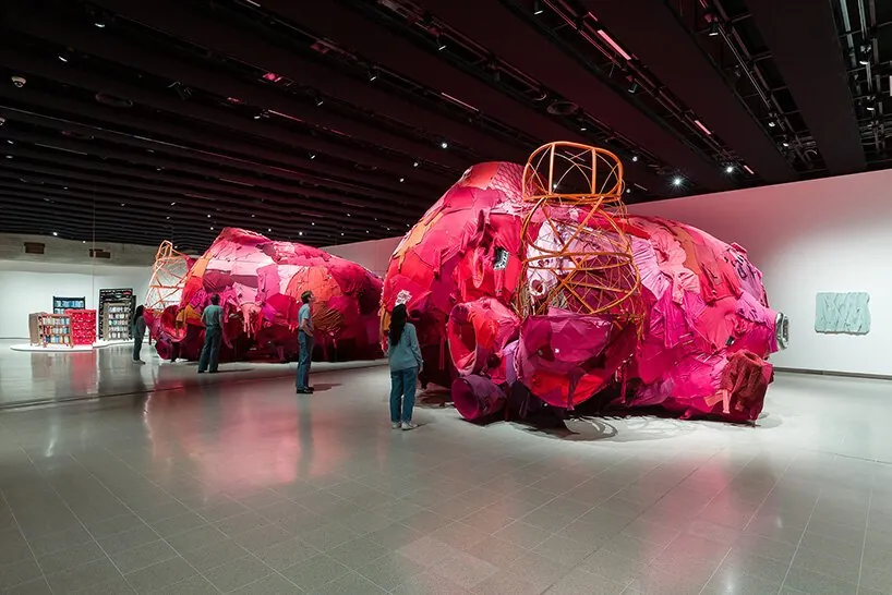 Hayward Gallery'de İki Dev Sergi: Chiharu Shiota ve Yin Xiuzhen