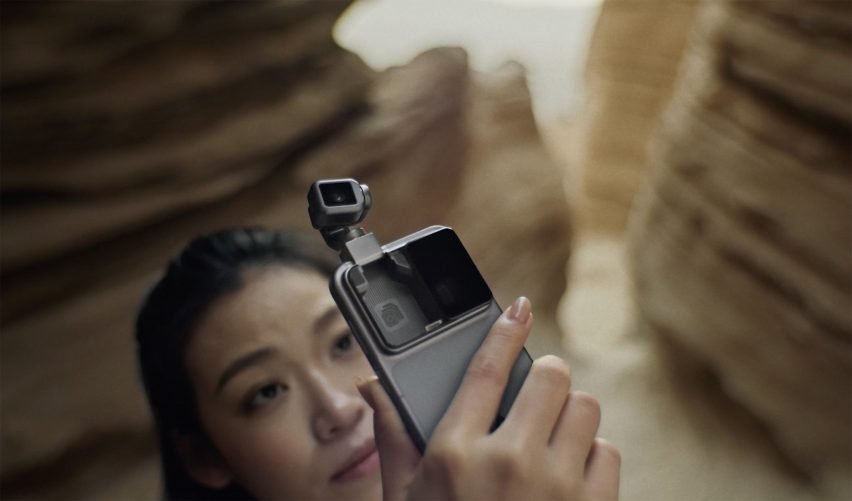 Devrim Niteliğinde Arka Girişli Motosiklet Kaskı: Djagger Tasarımı