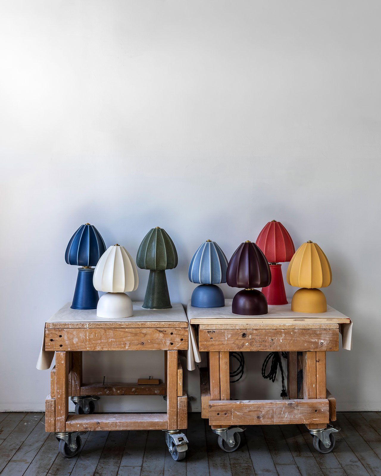 Hwang Bishop'ın Bloom Koleksiyonu: Mat Paletle Işığın Yeni Yüzü