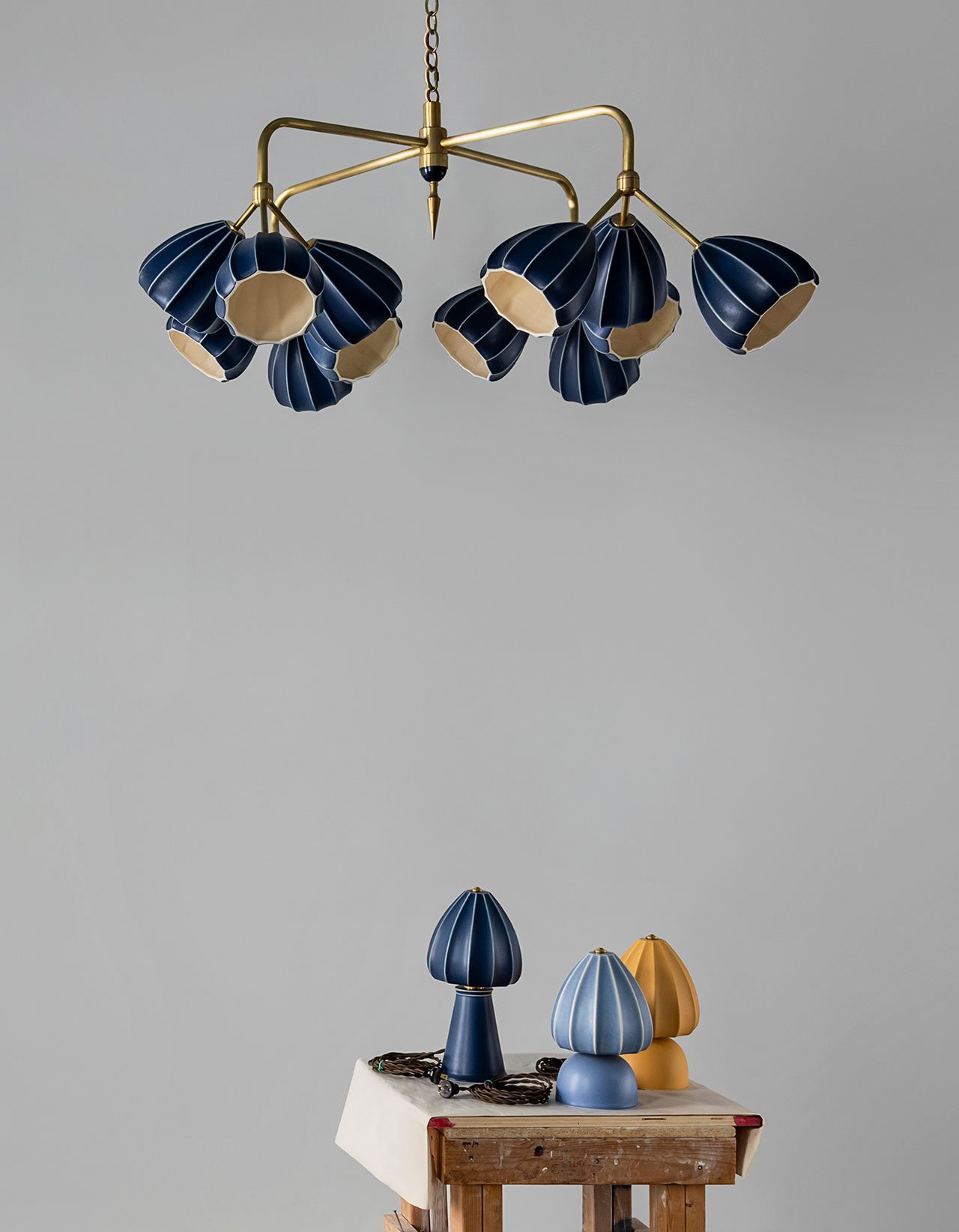 Hwang Bishop'ın Bloom Koleksiyonu: Mat Paletle Işığın Yeni Yüzü