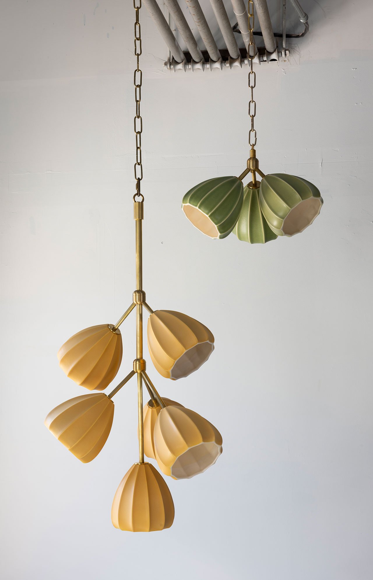 Hwang Bishop'ın Bloom Koleksiyonu: Mat Paletle Işığın Yeni Yüzü