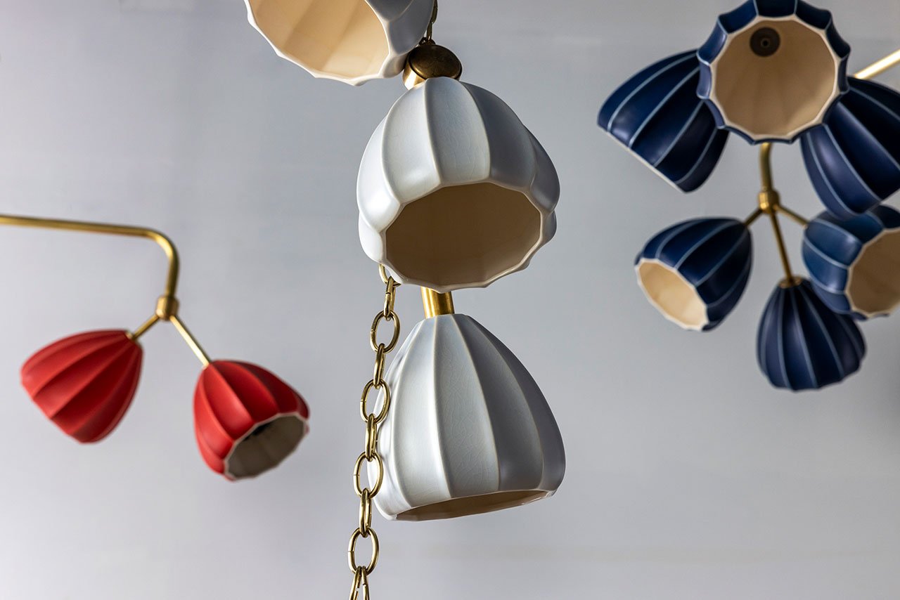 Hwang Bishop'ın Bloom Koleksiyonu: Mat Paletle Işığın Yeni Yüzü