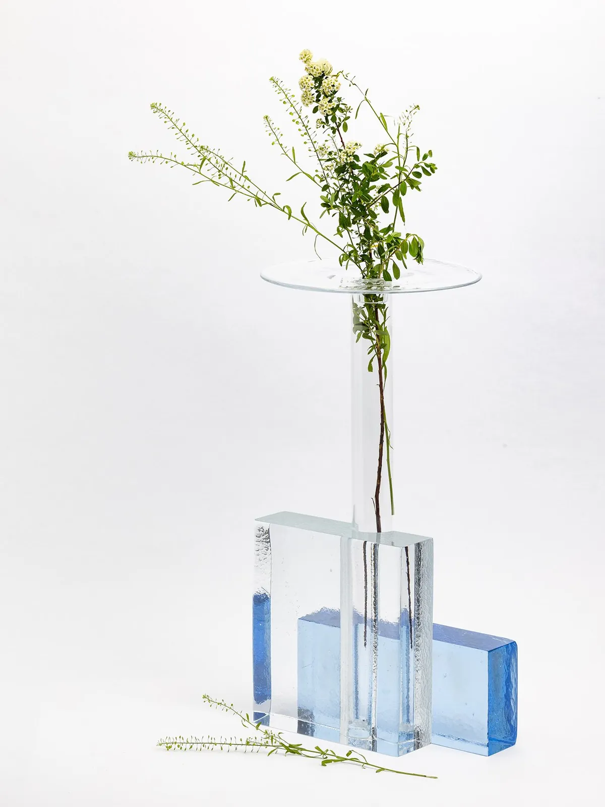 Inchiostri: Ronan Bouroullec ve Giorgio Mastinu'nun Şeffaf Sanatın Sırrı