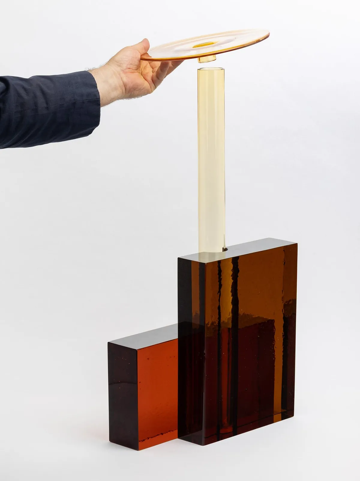 Inchiostri: Ronan Bouroullec ve Giorgio Mastinu'nun Şeffaf Sanatın Sırrı