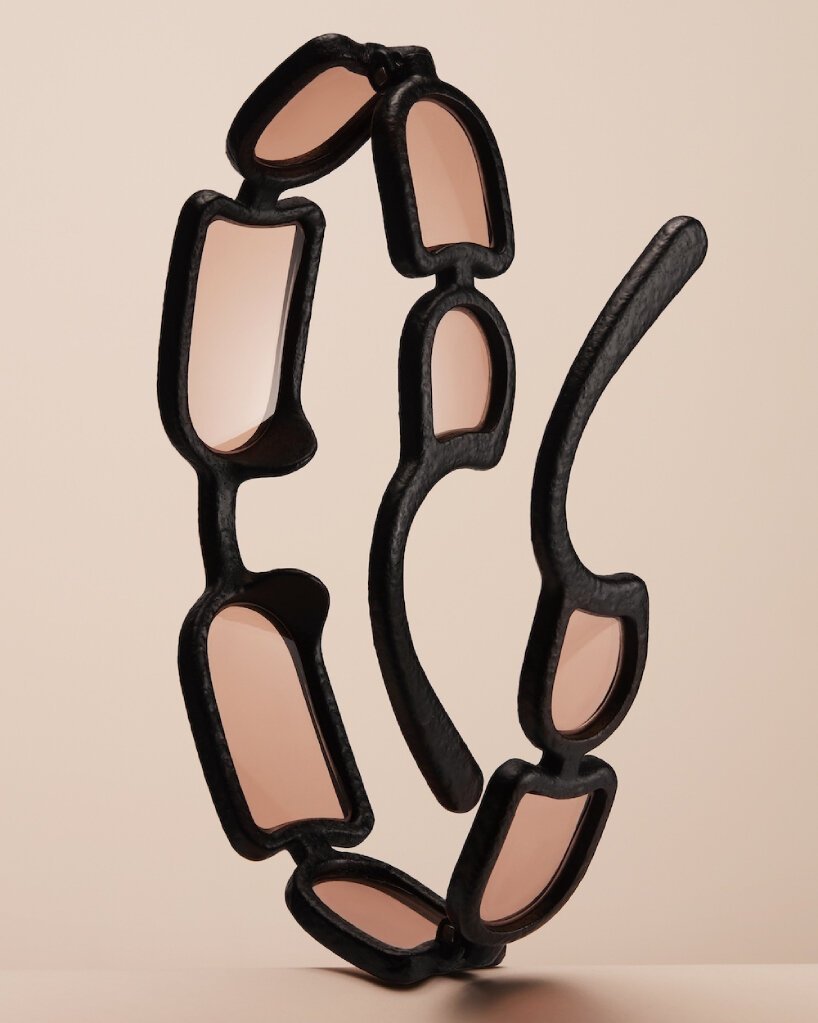 Issey Miyake UROKO: Japon Seramik Sanatından İlhamla Sekiz Mercekli Gözlük