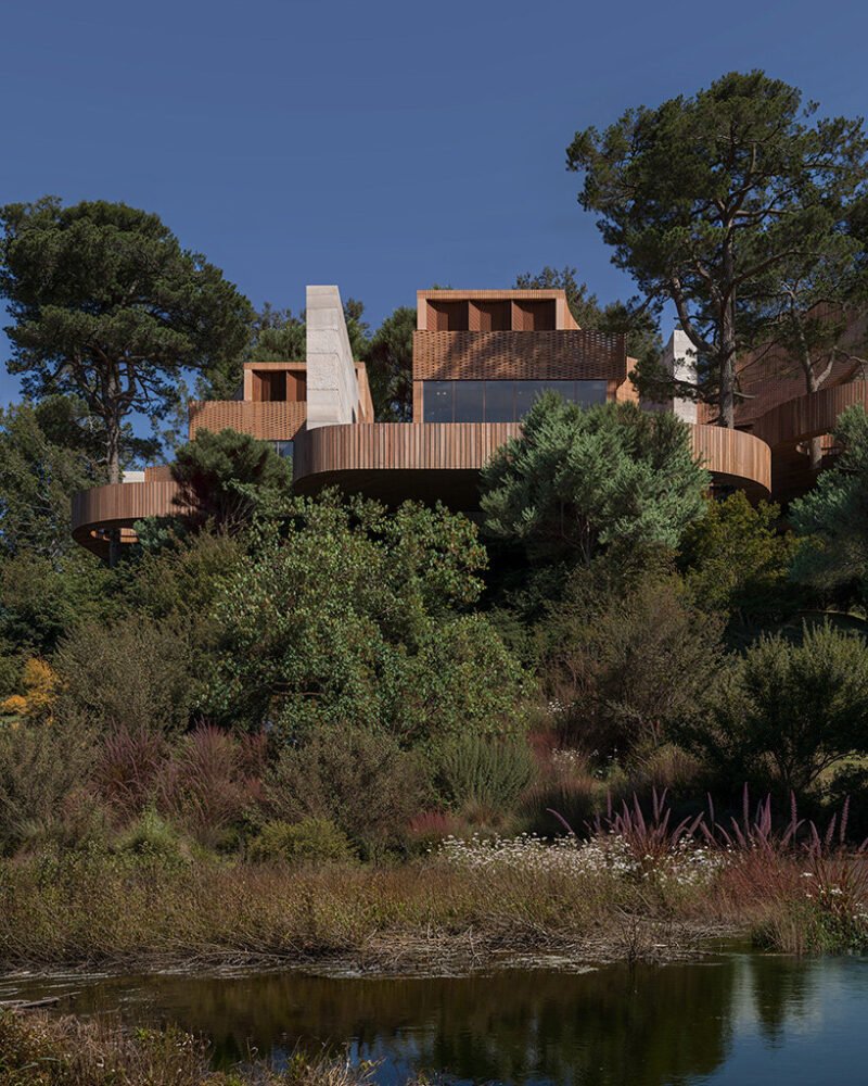 Ion Riva: İstanbul'da Mimarlık Devlerinden Yeni Bir Vaha