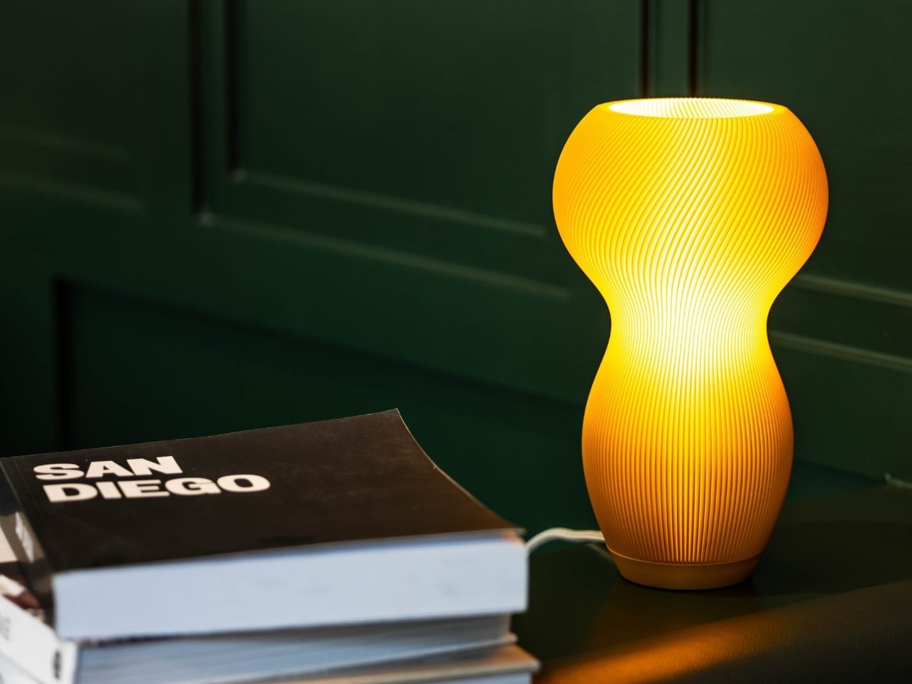 Japon Sanatından İlhamla: 100 Renk Seçenekli Dollight Lambaları