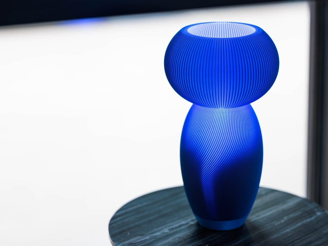 Japon Sanatından İlhamla: 100 Renk Seçenekli Dollight Lambaları