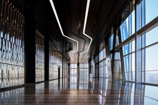 Jinan Ping An Finans Merkezi: Nikken Sekkei'den Nehir Temalı İç Mekanlar