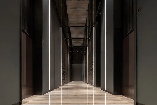 Jinan Ping An Finans Merkezi: Nikken Sekkei'den Nehir Temalı İç Mekanlar