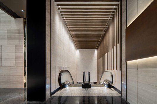 Jinan Ping An Finans Merkezi: Nikken Sekkei'den Nehir Temalı İç Mekanlar