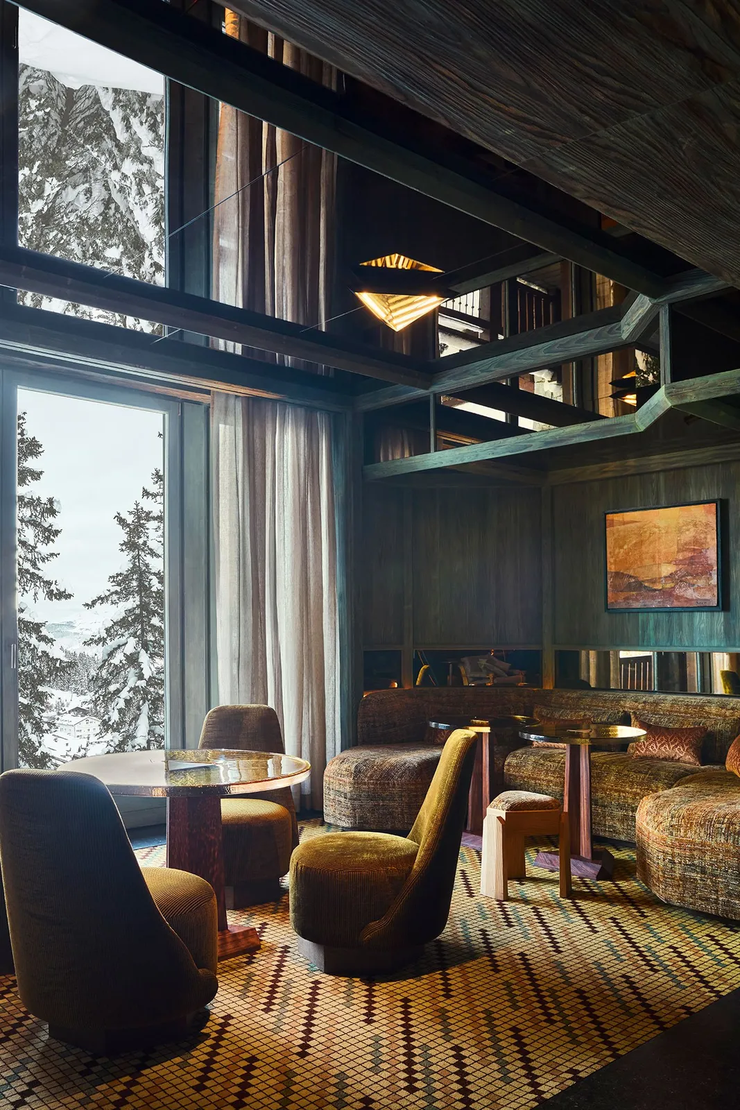 Kelly Wearstler'dan L'Apogée Courchevel'e 'Alpin Brütalizm' Dokunuşu
