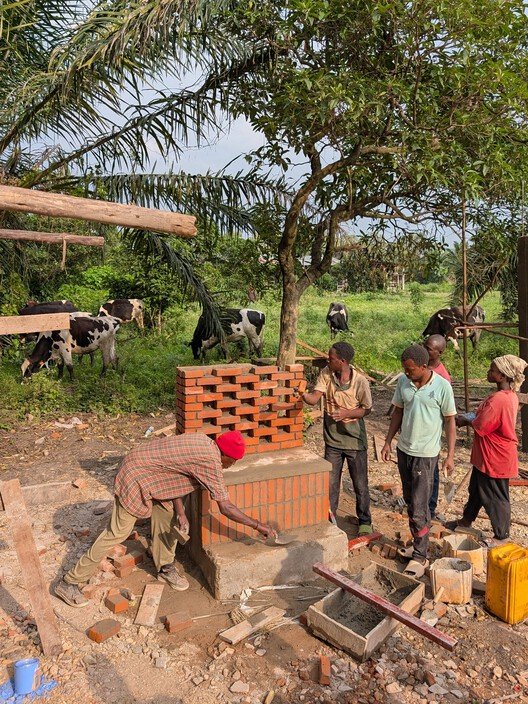 Kéré'nin İmzası: Burundi'ye Yerel Malzemelerle Sürdürülebilir Şifa