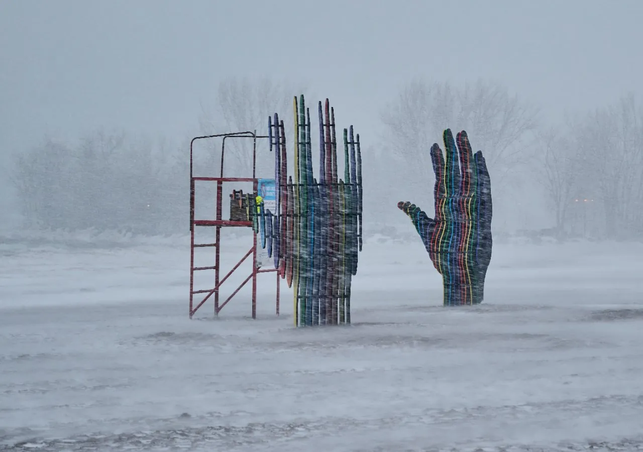 Toronto'da Kış Sanatı: Winter Stations 2026'nın Mirajı