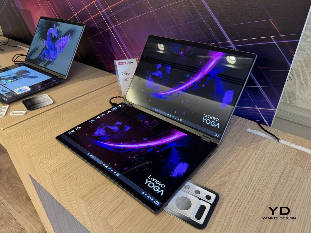 Motorola razr fold: #1 Kameralı İlk Kitap Tipi Katlanabilir Telefon