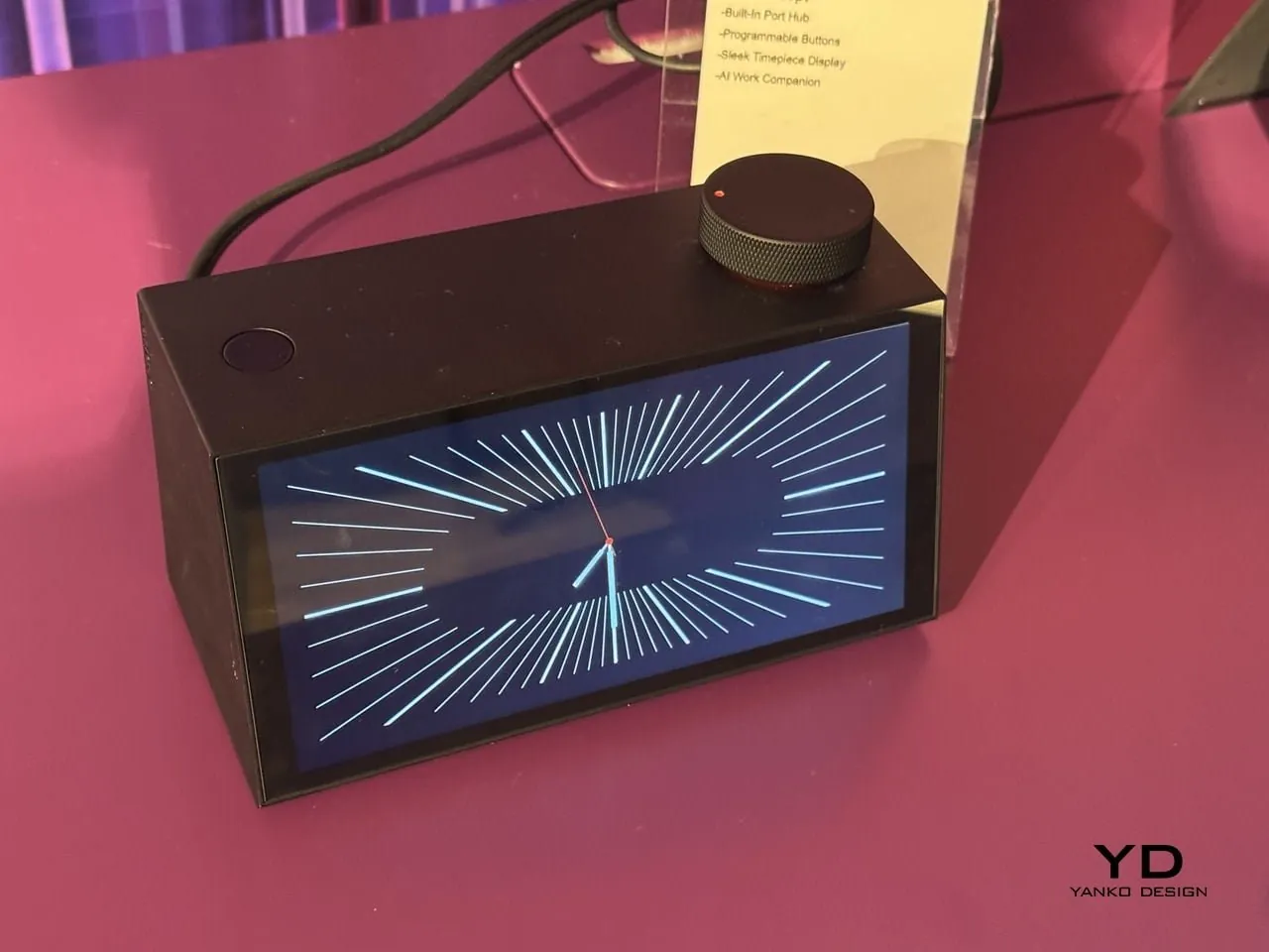 Lenovo'dan Masaüstüne Zarafet: Çirkin Hub Yapay Zeka Asistanı Oldu