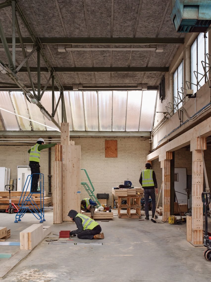 Londra&rsquo;da İnşaat Atıkları Hayat Buluyor: İngiltere&rsquo;nin İlk Döngüsel Merkezi