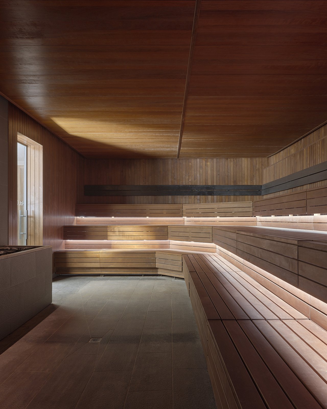 Lore Bath House: Manhattan'ın Kalbinde Modern Bir Mahalle Agorası