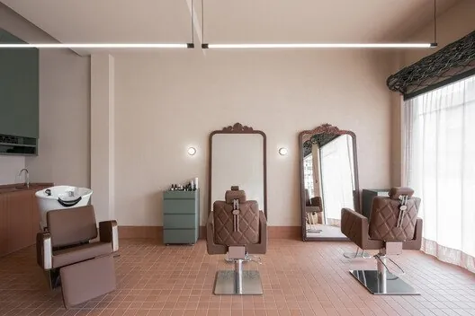 Marcia Leal Hair Studio: Mekanla Zamanı Yavaşlatan Estetik