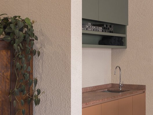 Marcia Leal Hair Studio: Mekanla Zamanı Yavaşlatan Estetik