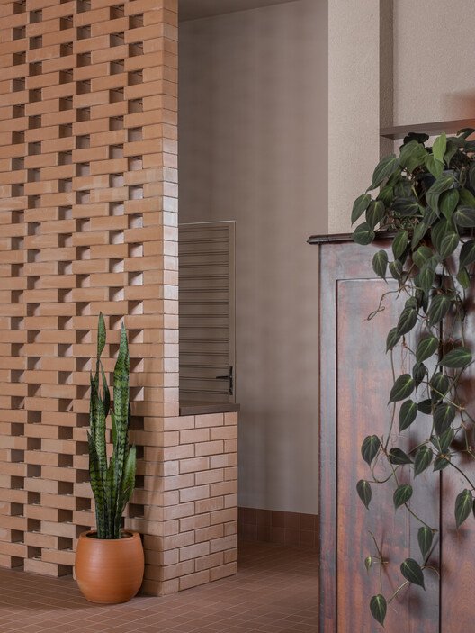 Marcia Leal Hair Studio: Mekanla Zamanı Yavaşlatan Estetik