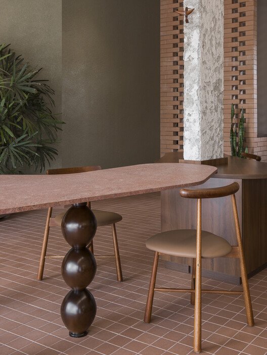 Marcia Leal Hair Studio: Mekanla Zamanı Yavaşlatan Estetik