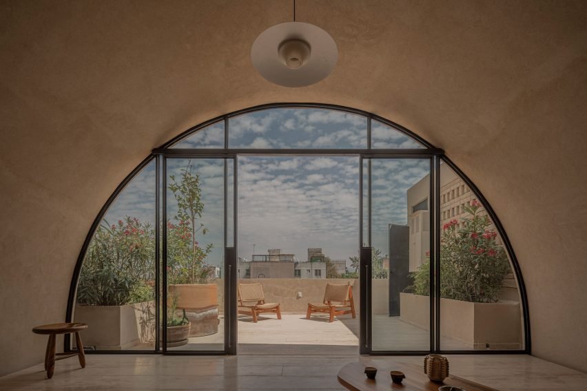 Mariano Azuela 194: Mexico City'de Tarihi Dokuyu Yansıtan Tonozlu Yaşam Alanları